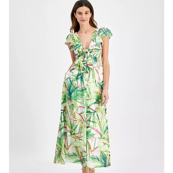 Taylor Dresses & Skirts - Taylor women’s printed flutter sleeve maxi dress 8